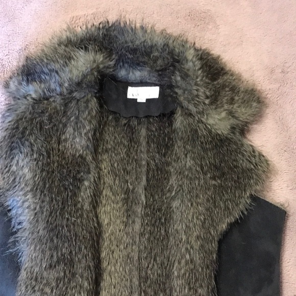 Jackets & Blazers - Womens size large winter vest